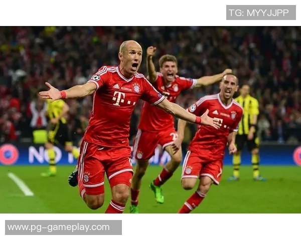 欧冠焦点战：多特蒙德3-0击败拜仁红牌事件引发全场热议