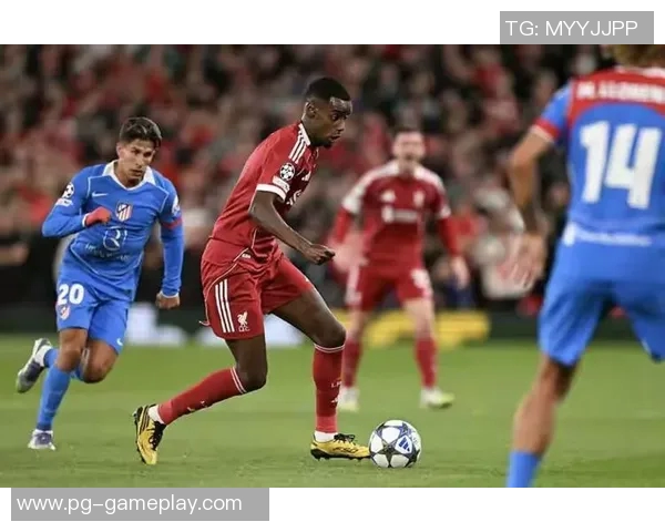 欧联杯精彩对决那不勒斯大胜多特蒙德红牌事件引发全场热议