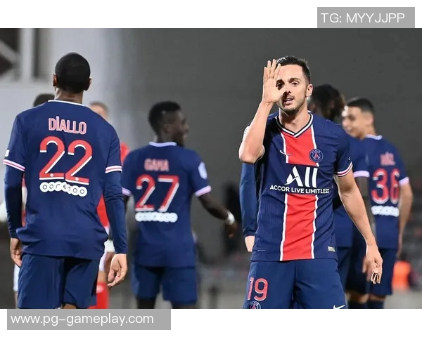 世界杯惊现冷门巴黎圣日耳曼凭神扑绝杀波尔图全场沸腾