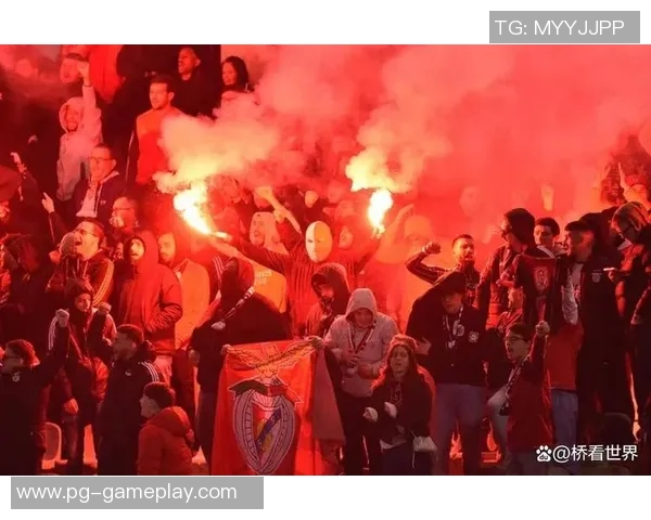 世界杯曼联与本菲卡激战成平局帽子戏法瞬间点燃全场热情